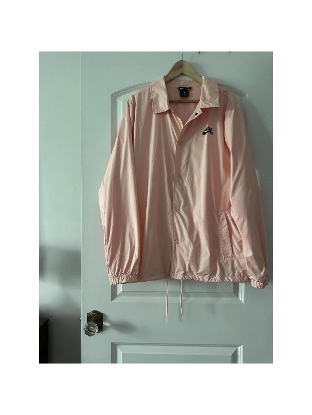 Light Pink Nike SB Nike Shield Windbreaker Size Large